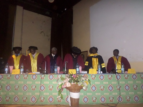 Le-jury-présidé-par-le-Pr-Daniel-Abwa. (Crédit photo: Ulrich Tadajeu)